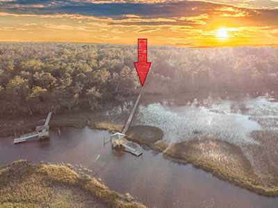 6644 Bloody Point Rd Wadmalaw Island, SC 29487