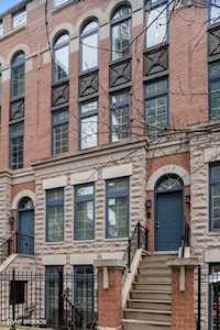363 W Superior St #B Chicago, IL 60654