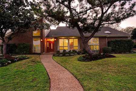 3817 Hillwood Way Bedford, TX 76021