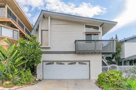 2052 Stanley Avenue Signal Hill, CA 90755