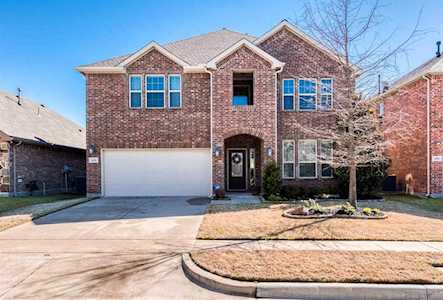 421 Roger Graves Circle Mckinney, TX 75072