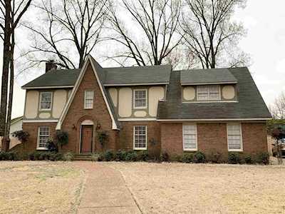 10287 E Crystal Creek Cv Collierville, TN 38017
