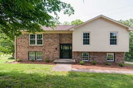 993 Windrowe Dr Nashville, TN 37205