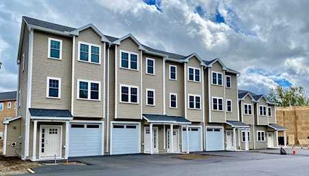 7 Gorham St #58 Chelmsford, MA 01824