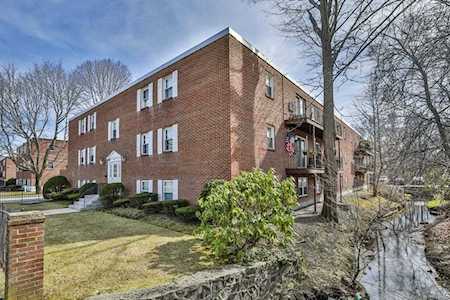 276 Albion Street #5 Wakefield, MA 01880