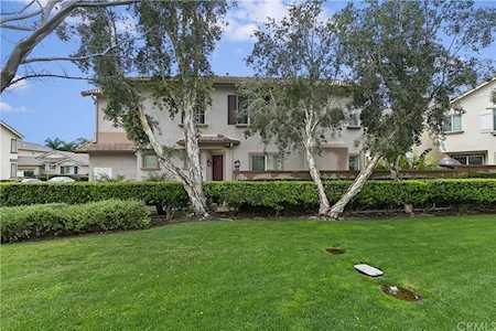 11503 Park Trails Street Riverside, CA 92505