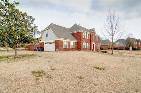 3082 Valley Green Ln Lakeland, TN 38002