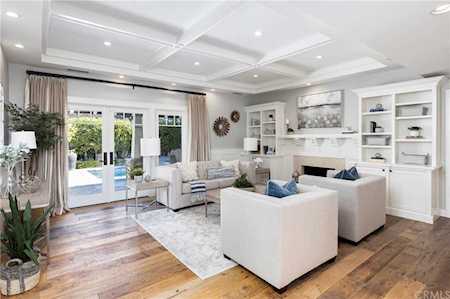 2050 Shipway Lane Newport Beach, CA 92660