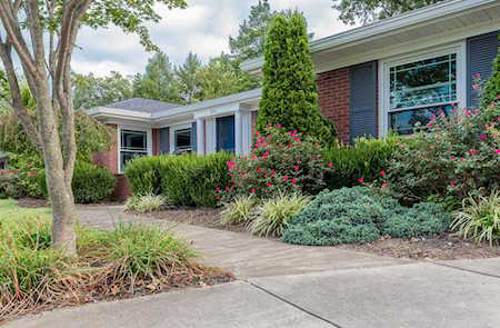 10216 Woodknoll Rd Louisville, KY 40223
