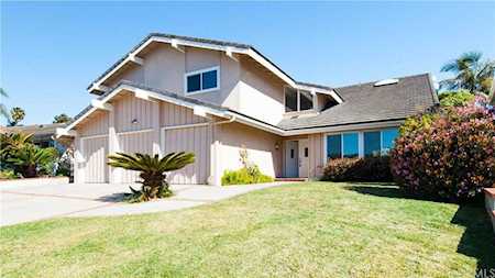 19502 Surfdale Lane Huntington Beach, CA 92648