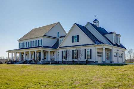 7665 Oscar Green Road Primm Springs, TN 38476