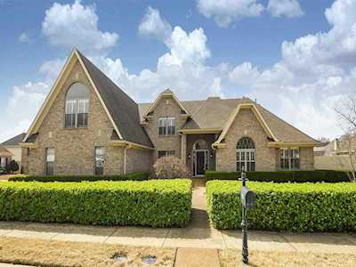 299 Cross Breeze Dr Memphis, TN 38018