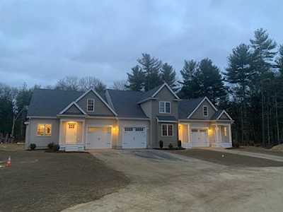 28 Santana Way #28 Carver, MA 02330