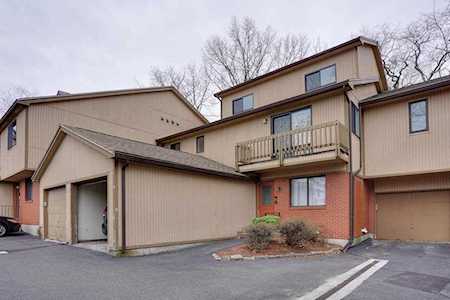 19 Burnham St #C1 Belmont, MA 02478