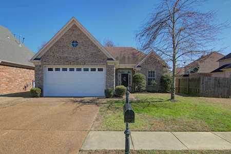 326 Fleets Hill Dr Memphis, TN 38018