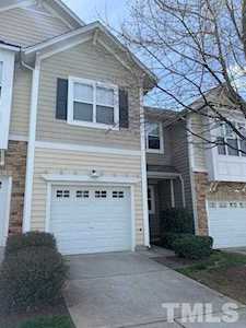 5903 Chivalry Court Raleigh, NC 27612