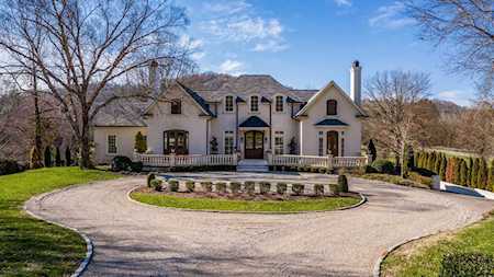 6440 Edinburgh Dr Nashville, TN 37221