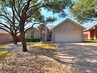 1717 Dapplegrey Ln Austin, TX 78727
