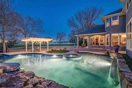 4504 Trotter Lane Flower Mound, TX 75028