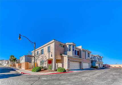 2561 Diplomacy Pointe Ct Henderson, NV 89052