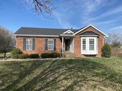 57 Stoneridge Ct Fisherville, KY 40023