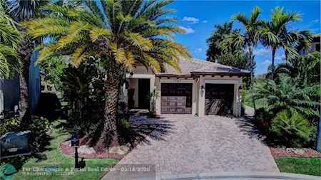 12447 NW 83rd Ct Parkland, FL 33076