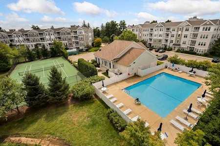 204 Clocktower Drive #409 Waltham, MA 02452
