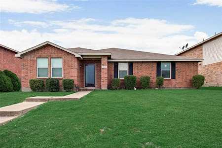 3029 Paint Brush Place Lancaster, TX 75134
