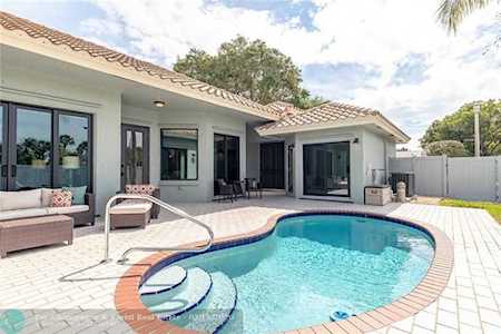 141 Orange Dr Boynton Beach, FL 33436
