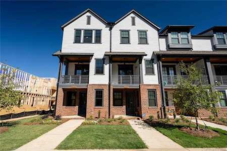 909 E 36th St Charlotte, NC 28205