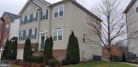 1689 Winterwood Ct Herndon, VA 20170