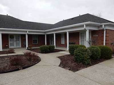 8325 Juanita Goins Ct Louisville, KY 40228