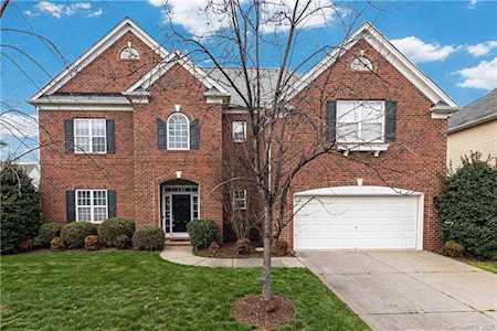 10422 Bere Island Dr Charlotte, NC 28278