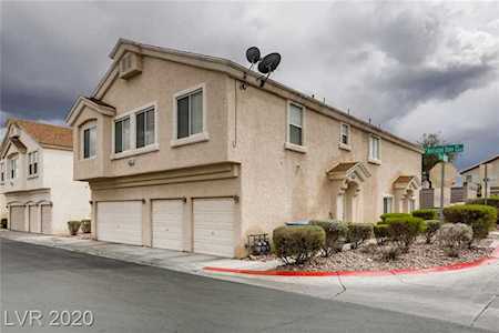 6375 Rusticated Stone #102 Henderson, NV 89011