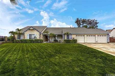 10945 Morning Ridge Drive Moreno Valley, CA 92557