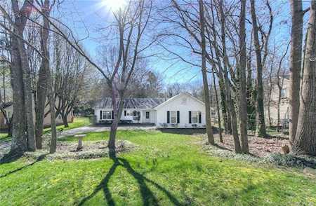 8606 Rittenhouse Circle Charlotte, NC 28270