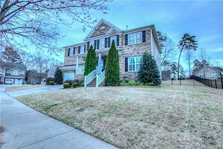 1090 Mclaren Dr Belmont, NC 28012