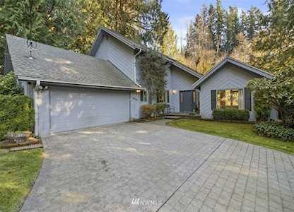 25423 SE 244th St Maple Valley, WA 98038