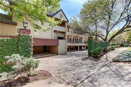 1201 Castle Hill St #204 Austin, TX 78703