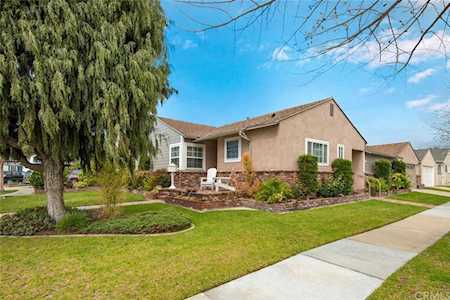 6011 Michelson Street Lakewood, CA 90713