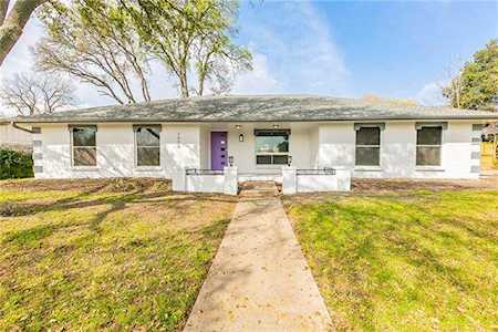 7000 Creighton Ln Austin, TX 78723