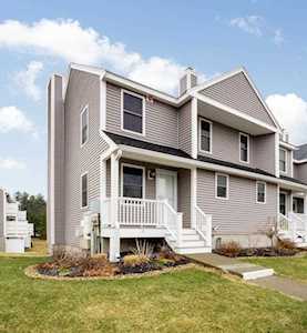 71 Sycamore Dr #71 Leominster, MA 01453