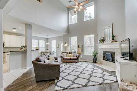 330 Kirby Drive Lantana, TX 76226