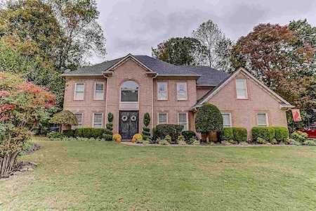 4055 S Pine Hill Cv Lakeland, TN 38002
