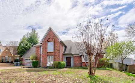 8835 Kenbrook Cv Cordova, TN 38018