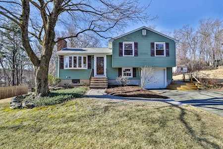 16 Boulder Drive Burlington, MA 01803