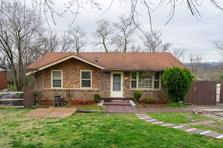 2736 Oakwood Ave Nashville, TN 37207
