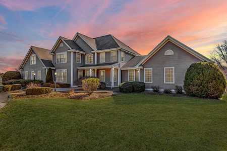 12 Hill St Berkley, MA 02779