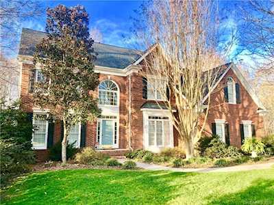 1114 Holly Ridge Dr Matthews, NC 28105