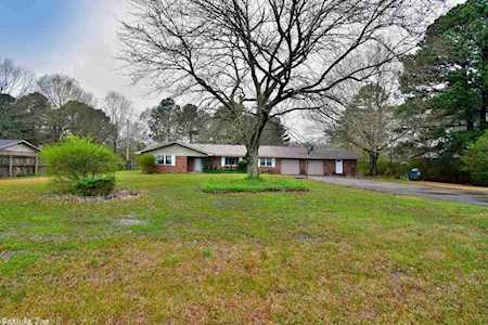 625 E German Ln Conway, AR 72032